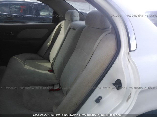 KMHWF25S74A065096 - 2004 HYUNDAI SONATA GL WHITE photo 8