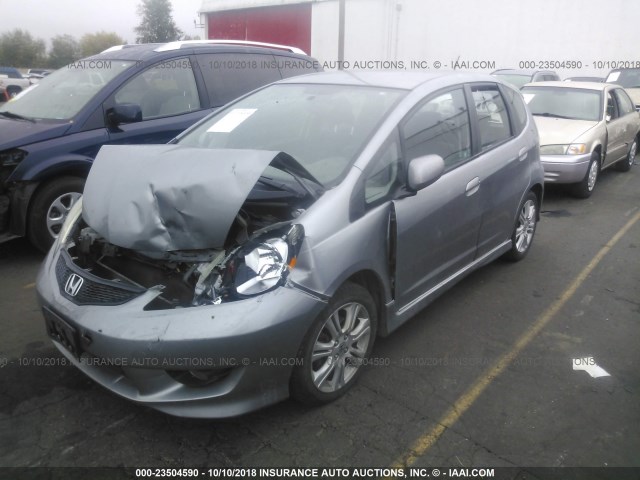 JHMGE8G40AS016419 - 2010 HONDA FIT SPORT SILVER photo 2