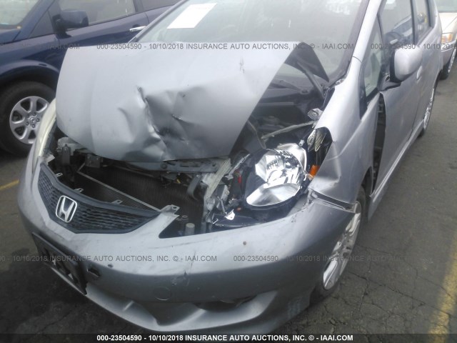 JHMGE8G40AS016419 - 2010 HONDA FIT SPORT SILVER photo 6