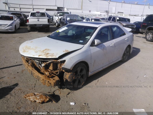 4T1BF1FK2EU427570 - 2014 TOYOTA CAMRY L/SE/LE/XLE Ağ foto 2