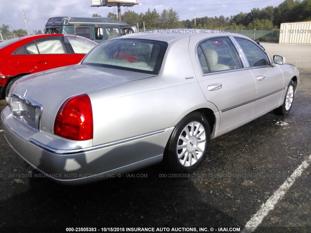 1LNHM81V36Y613347 - 2006 LINCOLN TOWN CAR SIGNATURE GOLD photo 4