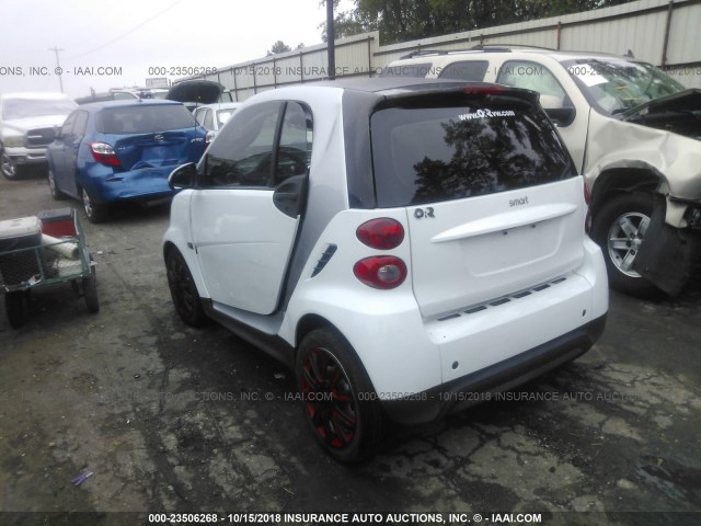 WMEEJ3BA2EK733383 - 2014 SMART FORTWO PURE/PASSION WHITE photo 3