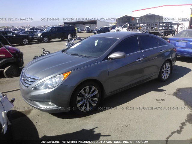 5NPEC4AC0CH360342 - 2012 HYUNDAI SONATA SE/LIMITED GRAY photo 2