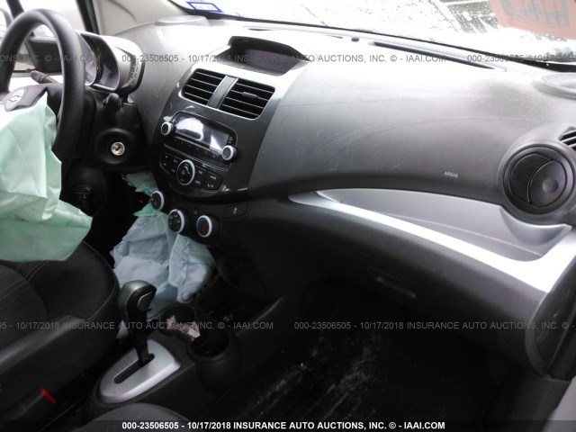 KL8CB6S90EC583237 - 2014 CHEVROLET SPARK LS SILVER photo 5