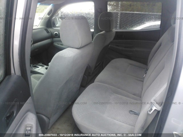 5TELU42N26Z228107 - 2006 TOYOTA TACOMA DOUBLE CAB 银色 照片 8