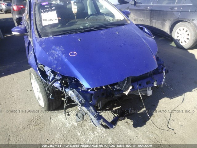 1FADP3J27DL352369 - 2013 FORD FOCUS TITANIUM BLUE photo 6