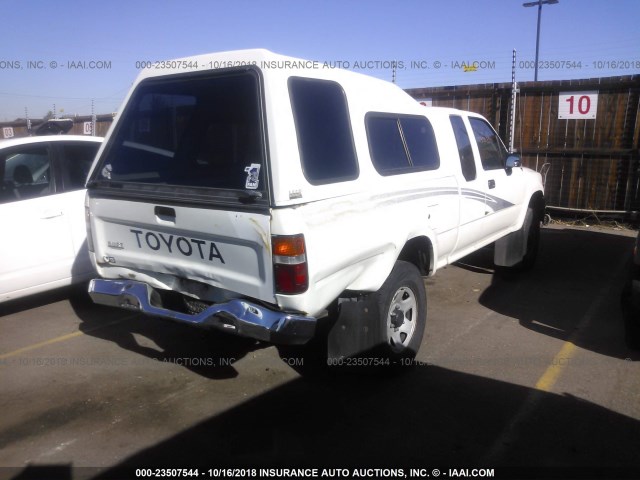 JT4VN13D7P5125473 - 1993 TOYOTA PICKUP 1/2 TON EXTRA LONG WHEELBASE DX WHITE photo 4