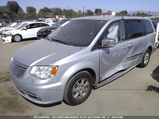 2A4RR8DG2BR703203 - 2011 CHRYSLER TOWN & COUNTRY TOURING L SILVER photo 2