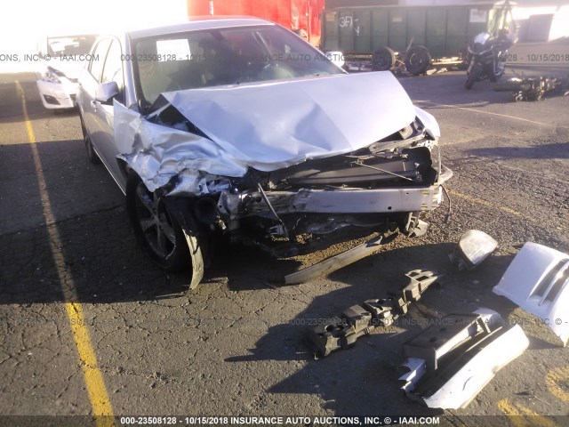 1G1ZC5E13BF135172 - 2011 CHEVROLET MALIBU 1LT SILVER photo 6