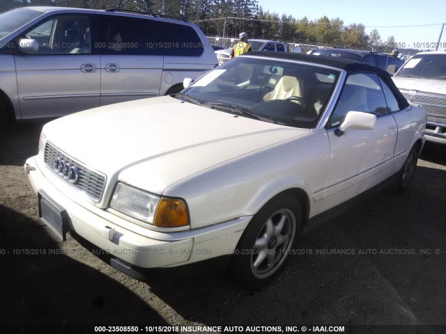 WAUAA88G9WN004381 - 1998 AUDI CABRIOLET WHITE photo 2