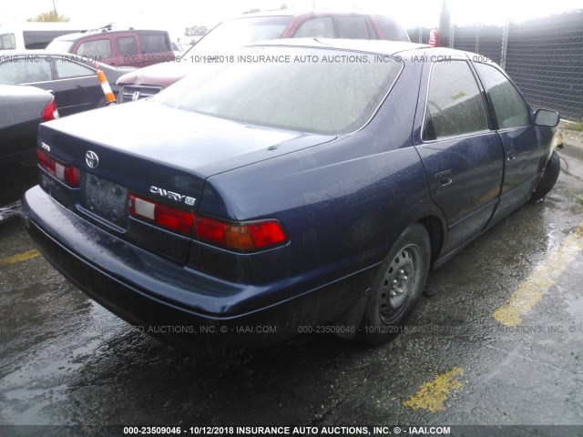 JT2BG22K9X0283421 - 1999 TOYOTA CAMRY LE/XLE 海军蓝 照片 4