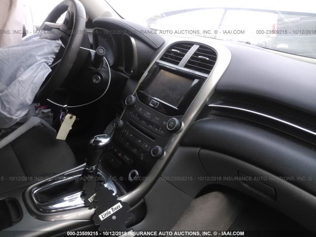 1G11C5SA8DF244456 - 2013 CHEVROLET MALIBU 1LT SILVER photo 5