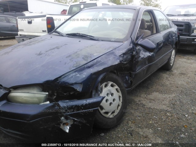 4T1BG22K4VU132026 - 1997 TOYOTA CAMRY CE/LE/XLE 蓝色 照片 6