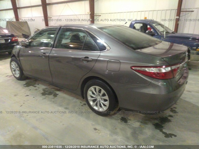 4T1BF1FK1FU903664 - 2015 TOYOTA CAMRY LE/XLE/SE/XSE GRAY photo 3