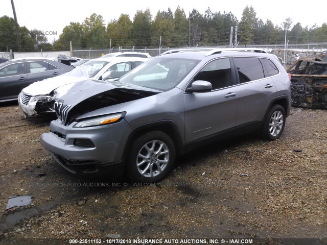 1C4PJLCB9GW216348 - 2016 JEEP CHEROKEE LATITUDE BLACK photo 2