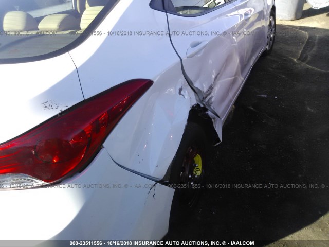 5NPDH4AEXCH133433 - 2012 HYUNDAI ELANTRA GLS/LIMITED WHITE photo 6