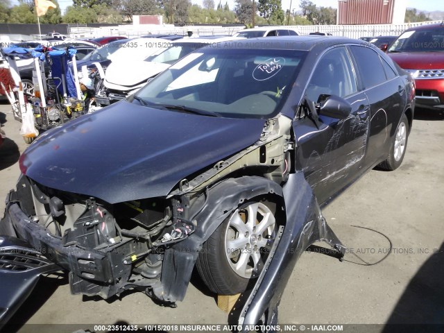 4T4BF3EK4BR121484 - 2011 TOYOTA CAMRY SE/LE/XLE 灰色 照片 2
