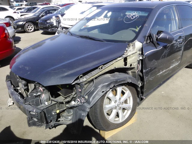 4T4BF3EK4BR121484 - 2011 TOYOTA CAMRY SE/LE/XLE 灰色 照片 6