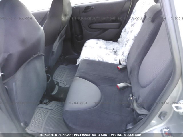 JHMGD38667S020053 - 2007 HONDA FIT S GRAY photo 8