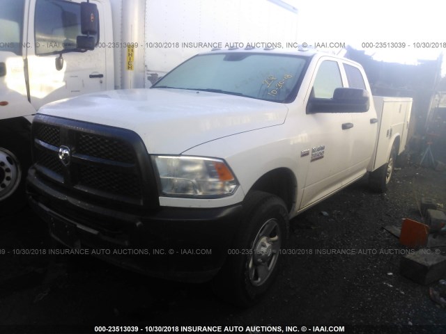 3C7WR3GJ8JG229428 - 2018 RAM 3500 CREWCAB ST Unknown photo 2