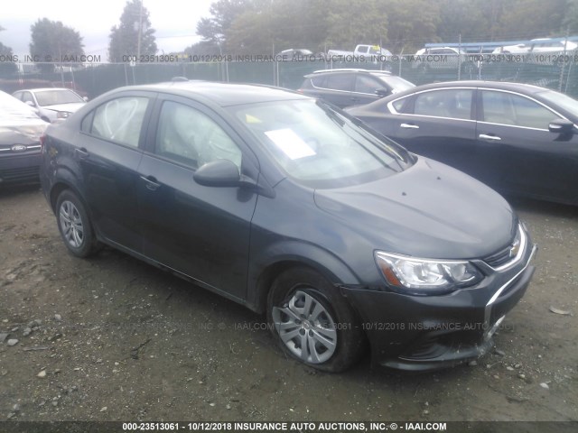 1G1JB5SH3J4118951 - 2018 CHEVROLET SONIC LS 灰色 照片 1