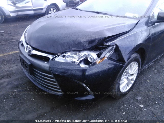 4T1BF1FK2HU624047 - 2017 TOYOTA CAMRY LE/XLE/SE/XSE BLACK photo 6