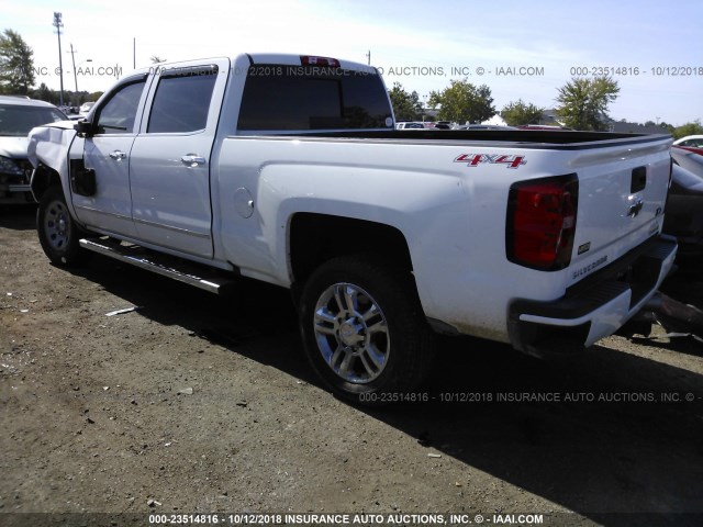 1GC1KXEYXHF245824 - 2017 CHEVROLET SILVERADO K2500 HIGH COUNTRY WHITE photo 3