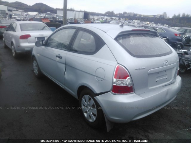 KMHCM3AC7BU192777 - 2011 HYUNDAI ACCENT GL SILVER photo 3