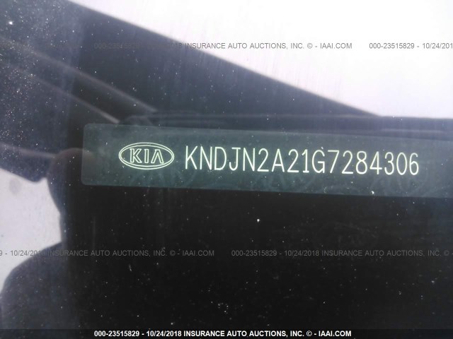 KNDJN2A21G7284306 - 2016 KIA SOUL GRAY photo 9