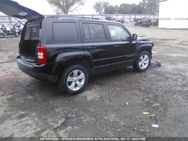 1C4NJPBB1GD732733 - 2016 JEEP PATRIOT SPORT BLACK photo 4