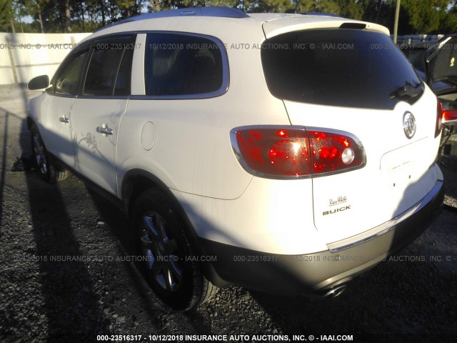 5GAER23728J217735 - 2008 BUICK ENCLAVE CXL WHITE photo 3