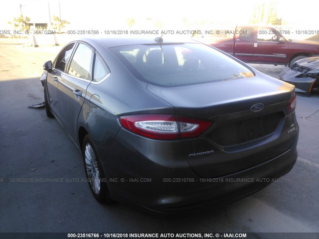 3FA6P0LU1FR195013 - 2015 FORD FUSION SE HYBRID GRAY photo 3