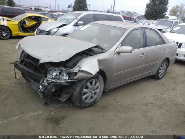 4T1BF30K03U563603 - 2003 TOYOTA CAMRY LE/XLE/SE TAN photo 2