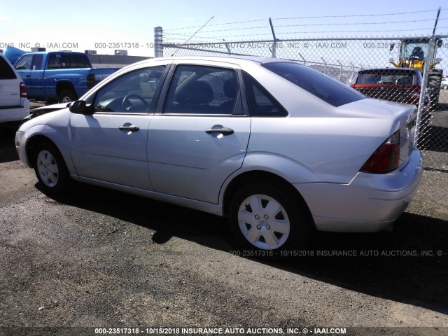 1FAFP34N37W246244 - 2007 FORD FOCUS ZX4/S/SE/SES SILVER photo 3