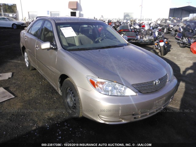 JTDBE32K740264588 - 2004 TOYOTA CAMRY LE/XLE GOLD photo 1