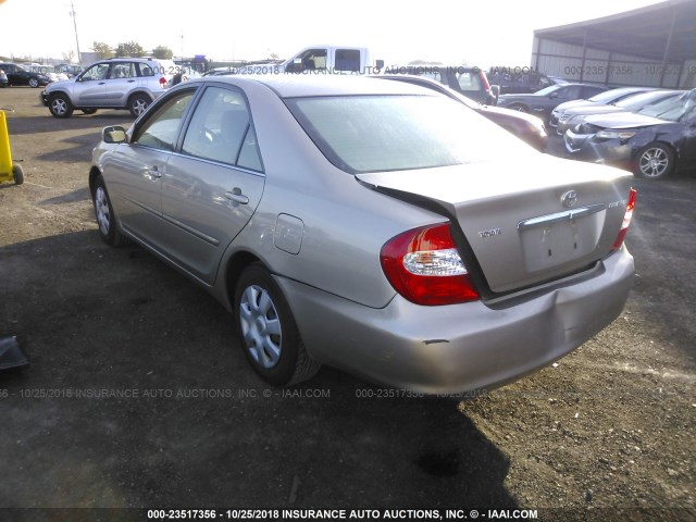 JTDBE32K740264588 - 2004 TOYOTA CAMRY LE/XLE GOLD photo 3