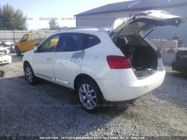 JN8AS5MV9DW637381 - 2013 NISSAN ROGUE S/SV WHITE photo 3