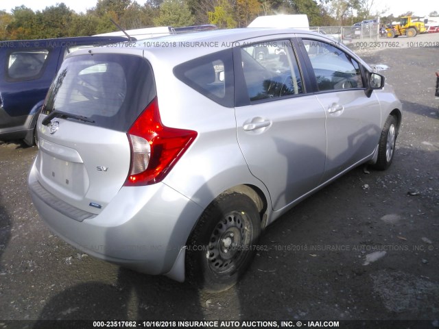 3N1CE2CP2FL391637 - 2015 NISSAN VERSA NOTE S/S PLUS/SV/SL/SR SILVER photo 4