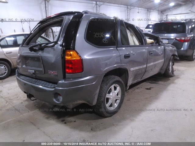 1GKDT13S182229965 - 2008 GMC ENVOY SILVER photo 4