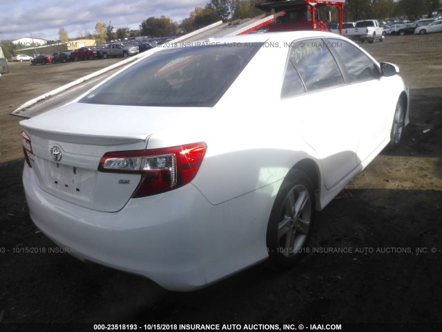 4T1BF1FK3CU579449 - 2012 TOYOTA CAMRY SE/LE/XLE WHITE photo 4