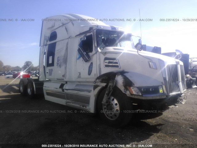 5KJJBHDRXJLJN2280 - 2018 WESTERN STAR/AUTO CAR 5700 XE WHITE photo 1