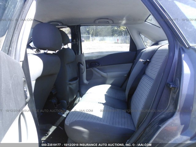 1FAFP34N46W189373 - 2006 FORD FOCUS ZX4 GRAY photo 8