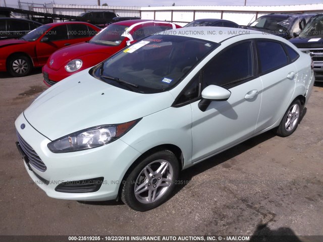 3FADP4BJ3HM103860 - 2017 FORD FIESTA SE GREEN photo 2