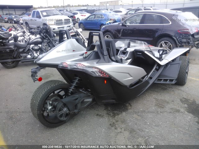 57XAAPFA0G7114874 - 2016 POLARIS SLINGSHOT SL SILVER photo 4