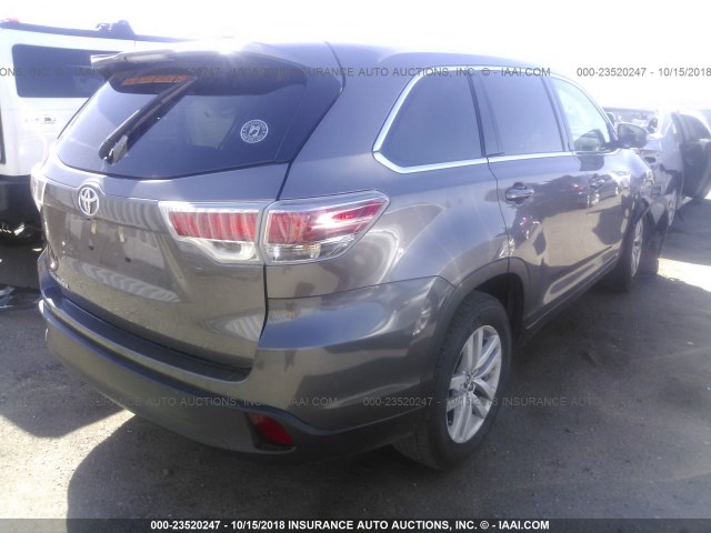 5TDZARFH5GS021794 - 2016 TOYOTA HIGHLANDER LE GRAY photo 4