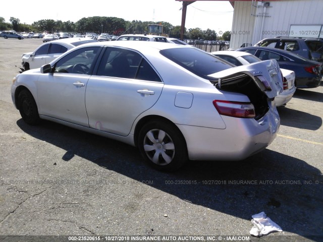 4T1BE46K19U341046 - 2009 TOYOTA CAMRY SE/LE/XLE SILVER photo 3