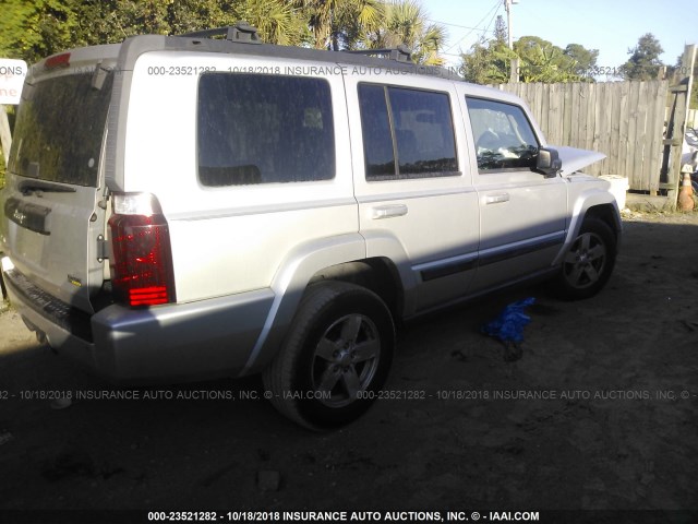 1J8HG48N98C154036 - 2008 JEEP COMMANDER SPORT SILVER photo 4