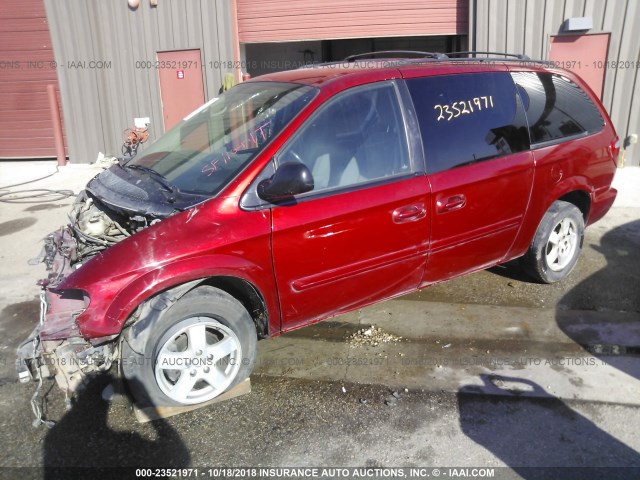 2D4GP44L37R132906 - 2007 DODGE GRAND CARAVAN SXT RED photo 2