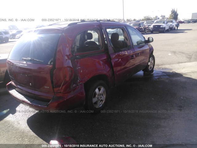 2D4GP44L37R132906 - 2007 DODGE GRAND CARAVAN SXT RED photo 4