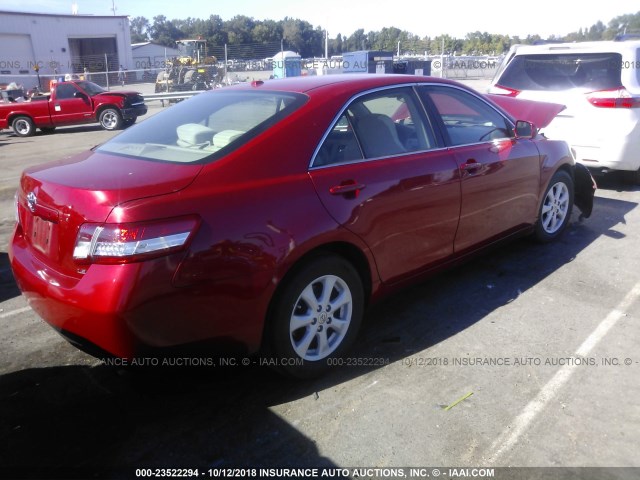 4T1BF3EK4AU545871 - 2010 TOYOTA CAMRY SE/LE/XLE RED photo 4